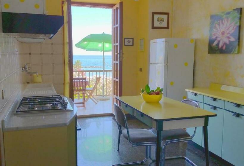 Апартаменты 1 Спальня с Террасой, B&b Villa Eugenia