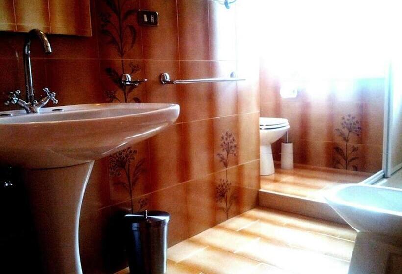 Апартаменты 1 Спальня Вид на Море, B&b Villa Eugenia