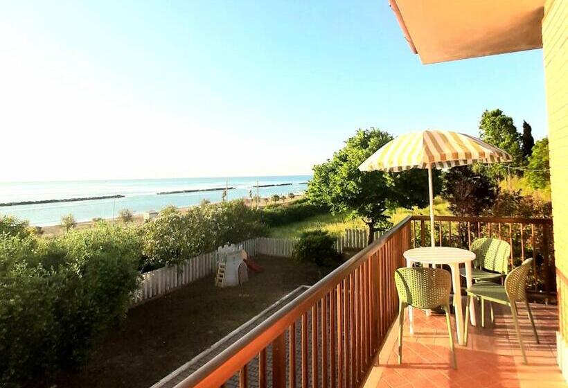 Апартаменты 1 Спальня Вид на Море, B&b Villa Eugenia