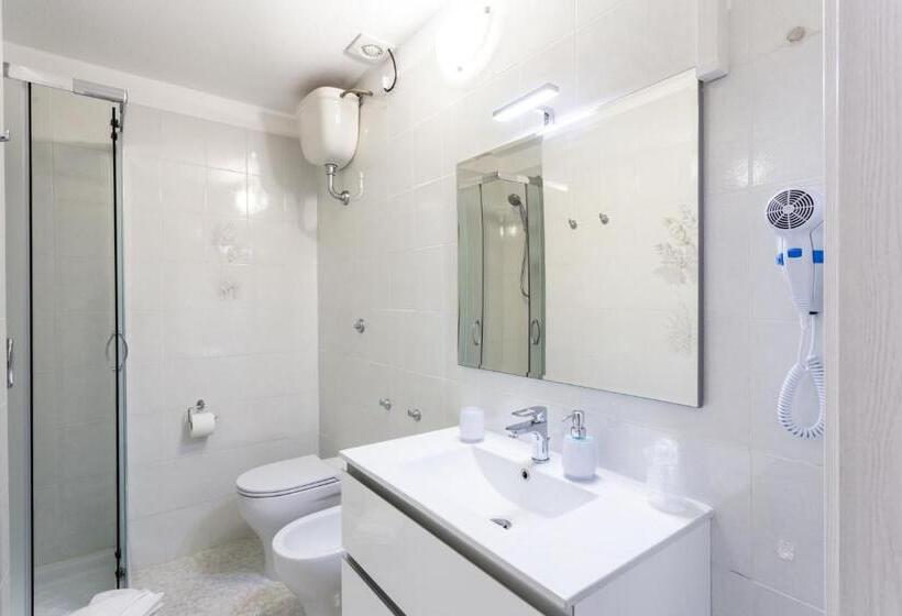 Номер Стандарт, Nue Rooms
