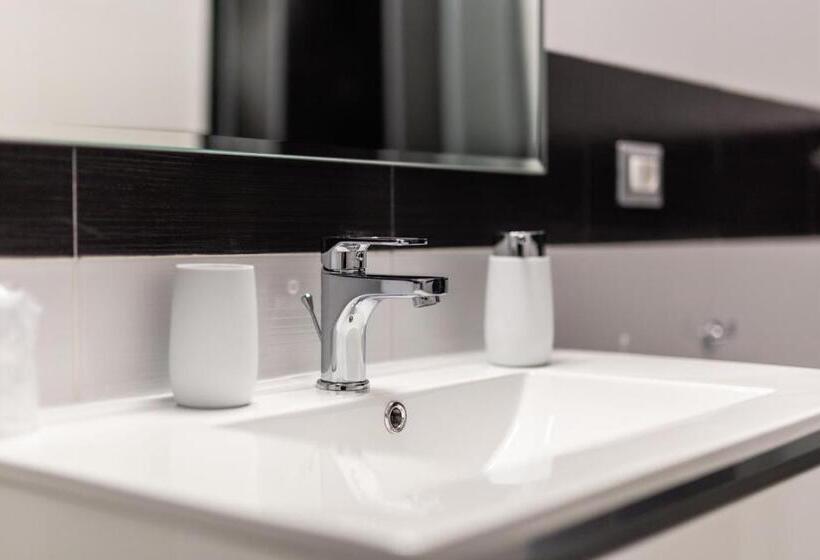 Номер Стандарт, Nue Rooms