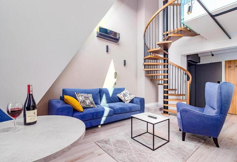 1 Bedroom Penthouse Apartment, Odrzańska Residence Old Town