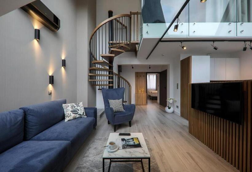 1 Bedroom Penthouse Apartment, Odrzańska Residence Old Town