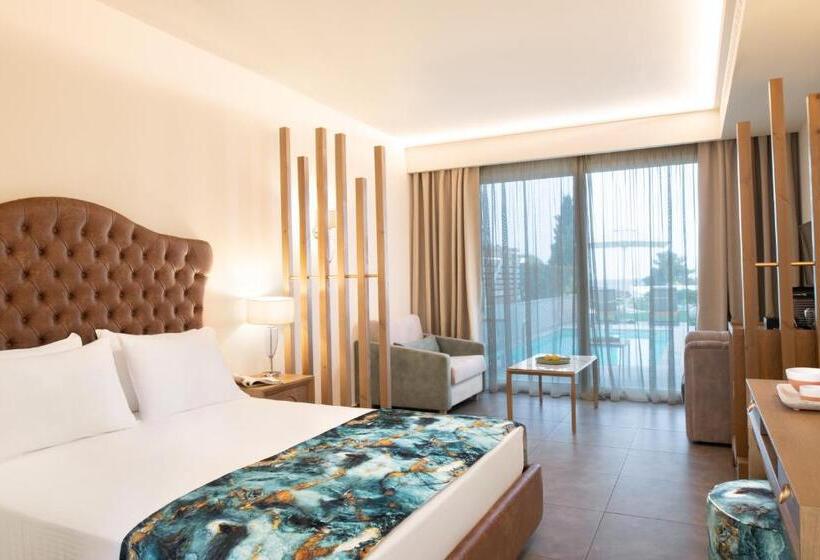 Junior Suite Vista Giardino, Alexandra Elegance Bridging Generations