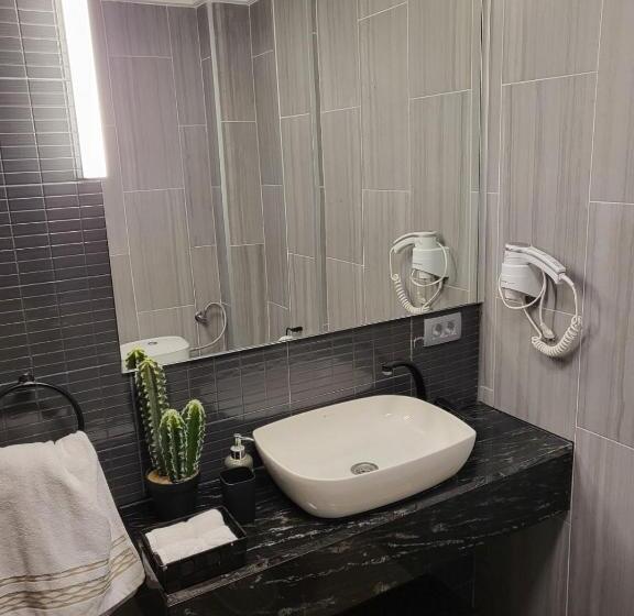 اتاق استاندارد با بالکن, Misisuone Apartments Budva