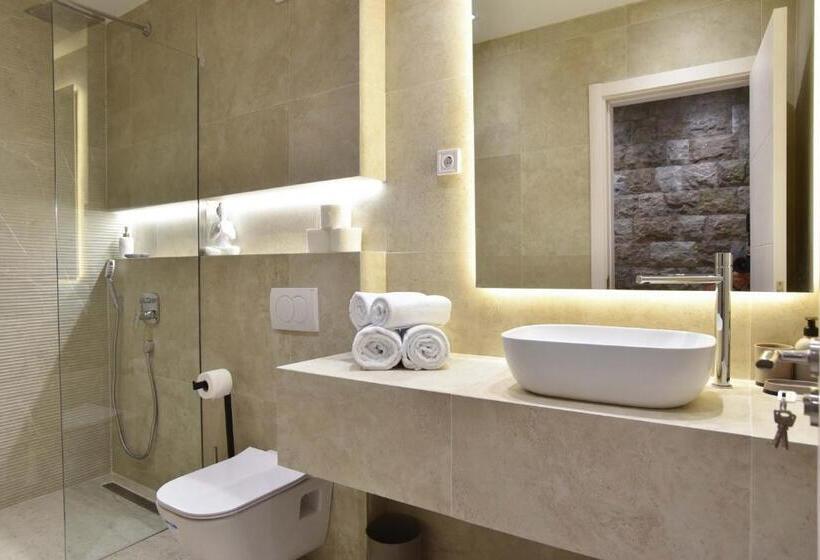 سوییت دوبلکس, Misisuone Apartments Budva