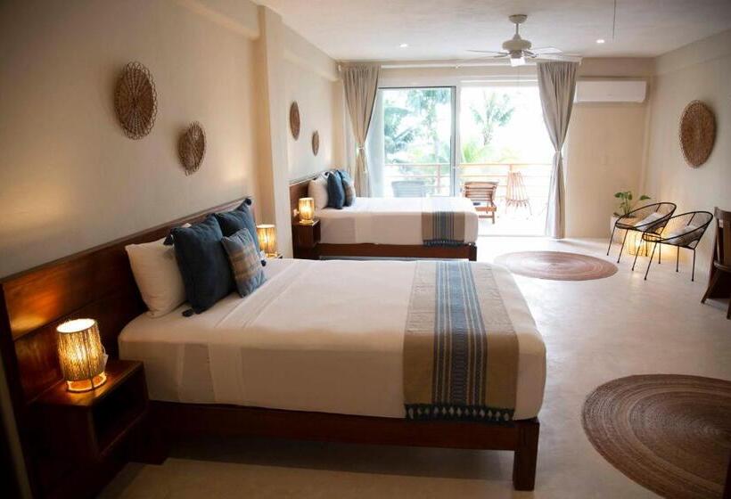 スイート, Noah Beach Hotel & Suites