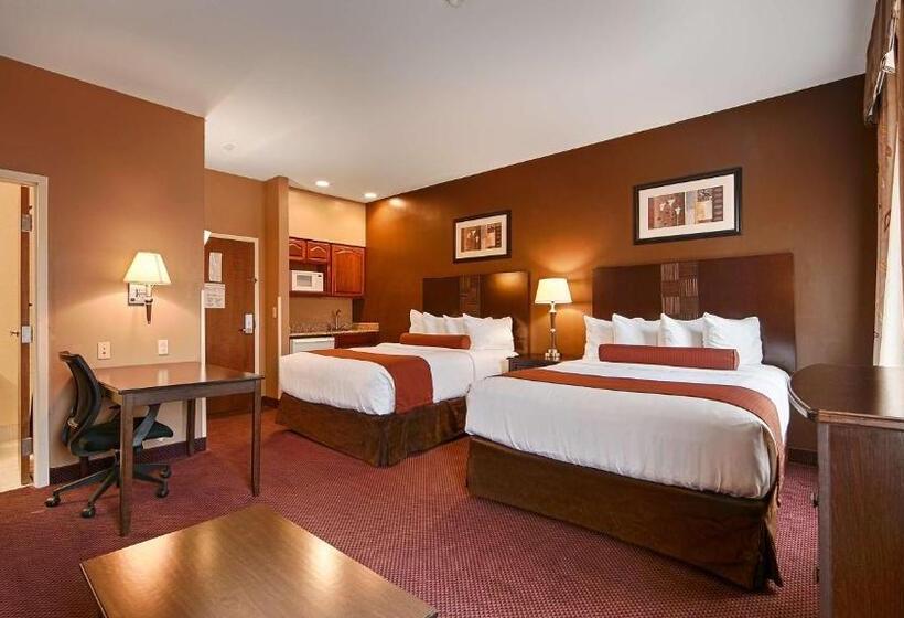 Номер Стандарт с Кухней, Best Western Plus Hannaford Inn & Suites