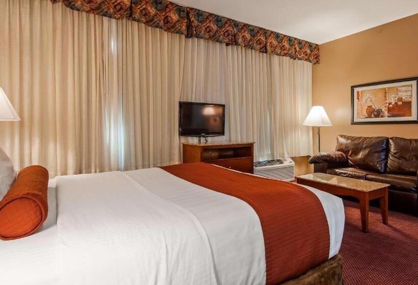 Люкс Кровать Кинг, Best Western Plus Hannaford Inn & Suites
