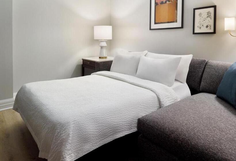 스위트 킹사이즈 침대, Courtyard By Marriott New Orleans French Quarter/iberville