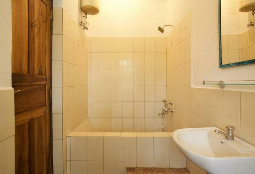 اتاق استاندارد با چشم‌انداز باغ, The Annex, Isai Ambalam Guest House