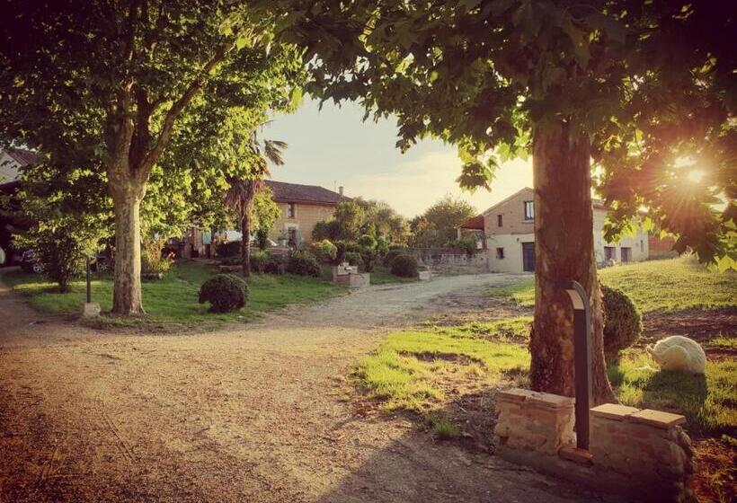 Трехместный Номер Комфорт, Domaine Des Jammetous   Hotel And Yoga Retreat Center