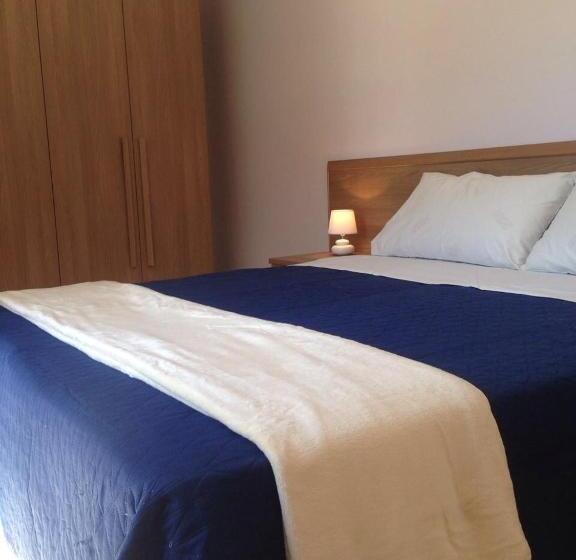 Четырехместный Номер Стандарт, La Fontanella B&b