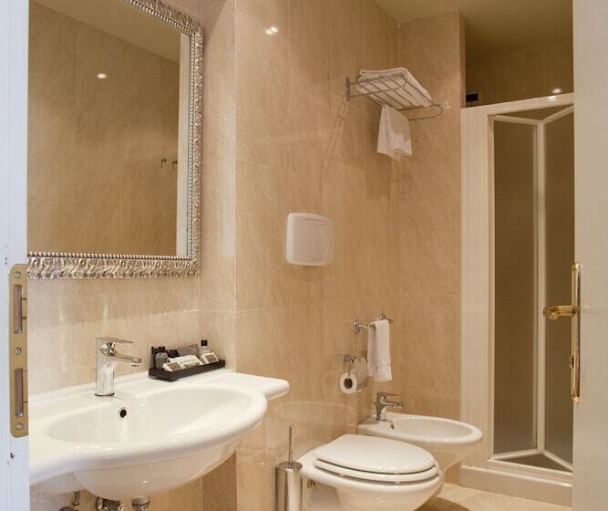 اتاق استاندارد یک نفره, C-Hotels Diplomat