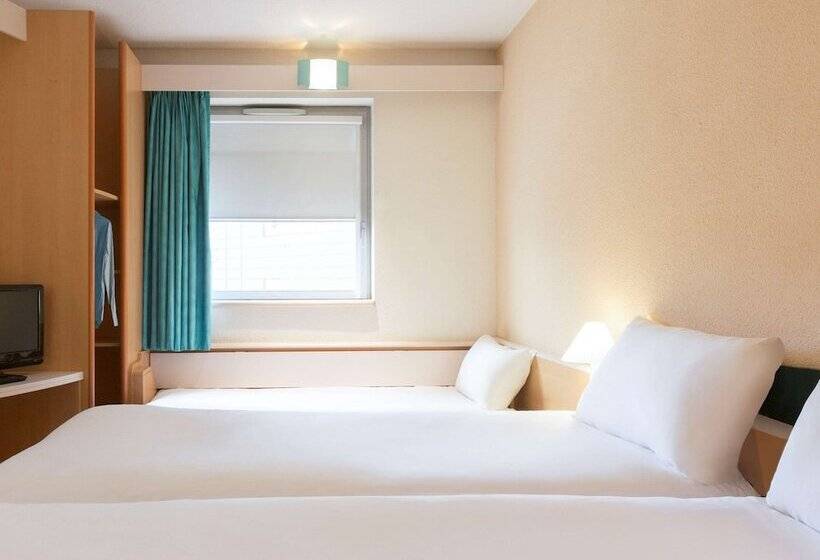 Номер Стандарт, Ibis Lyon Caluire Cité Internationale