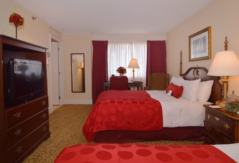 Номер Deluxe, Ramada By Wyndham Seekonk Providence Area