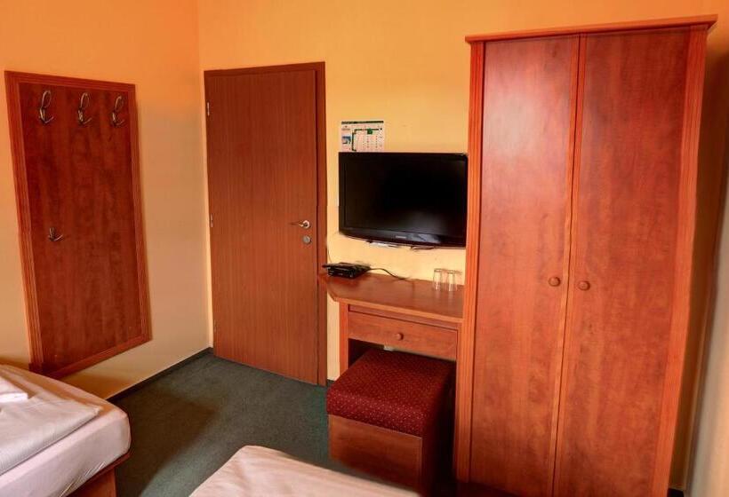 اتاق استاندارد, štiřínská Stodola U Prahy