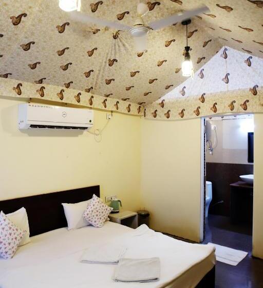 标准间带游泳池, Virat Resorts, Sariska Rajasthan