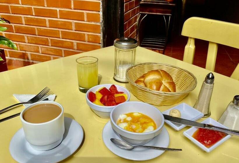 Номер Стандарт, Hostal Jardín Escondido