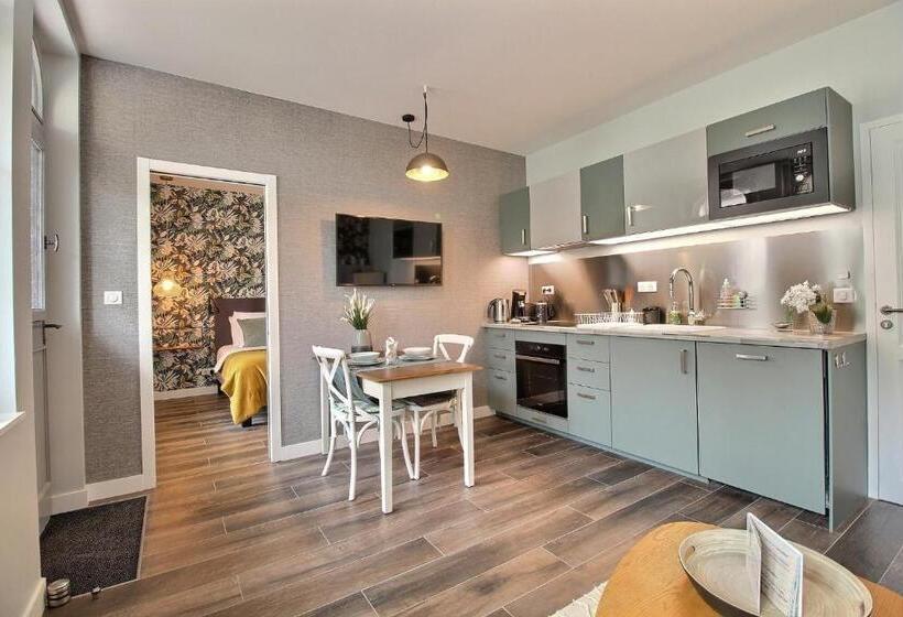 Люкс с Балконом, La Cotentine Maison D Hôtes