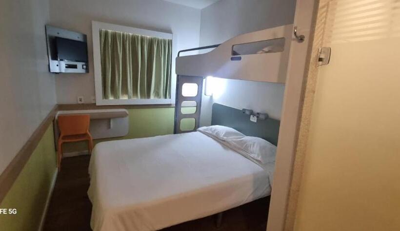 스탠다드 트리플 룸, Ibis Budget Nao Me Toque