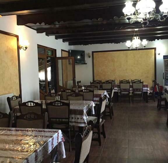 Стандартный Номер Кровать Кинг, Pensiune Restaurant La Pogace