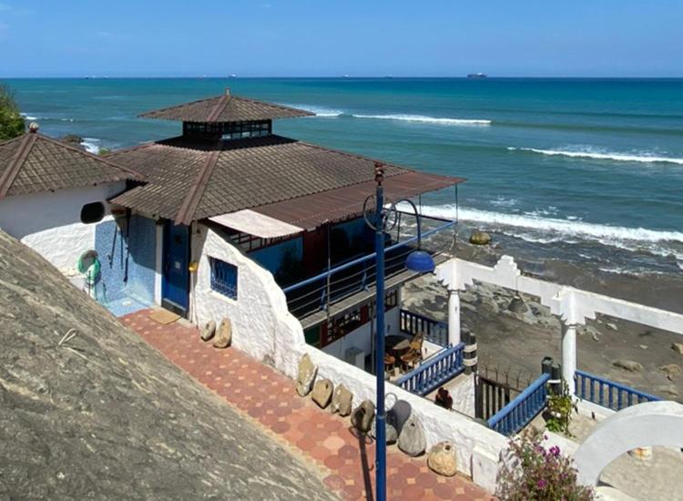 Четырехместный Номер Стандарт с Балконом, Hosteria Farallon Dillon