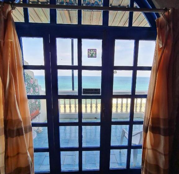 Номер Стандарт с Балконом, Hosteria Farallon Dillon