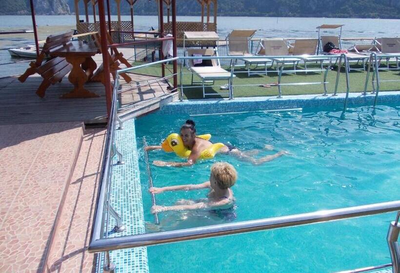خانه 1 خوابه, Casa Lucian