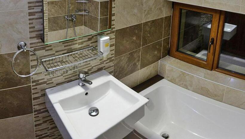 Студио Стандарт с Балконом, Family Hotel Balkanci
