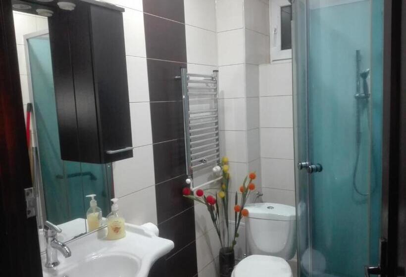 Дом 1 Спальня, Casa De Vacanta Silvia Varmaga