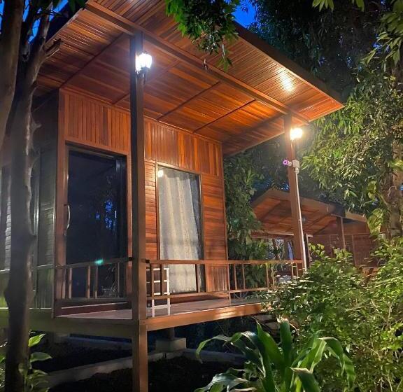 Стандартный Номер Кровать Кинг, Romyen House
