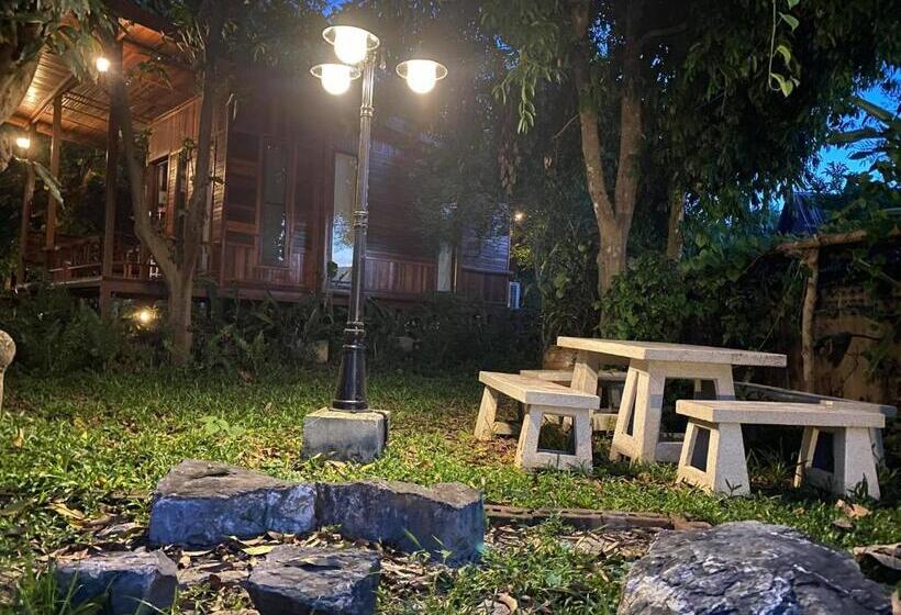 Стандартный Номер Кровать Кинг, Romyen House