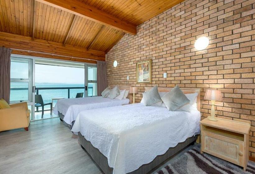Дом 1 Спальня, Vic Bay Beach House