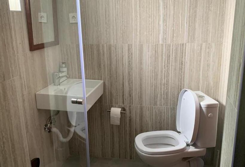 Пентхаус, Pensiunea Valea Pinului