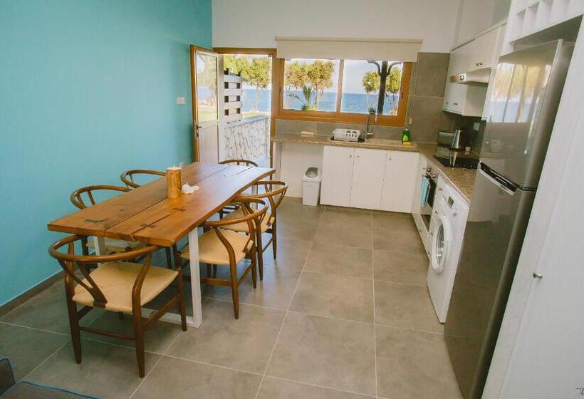 带3个卧室的公寓, Elya Beach Luxury Suites
