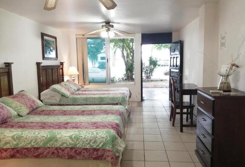 オーシャンビュースタンダードルーム, Freedom Shores La Gringa Hotel   Universally Designed