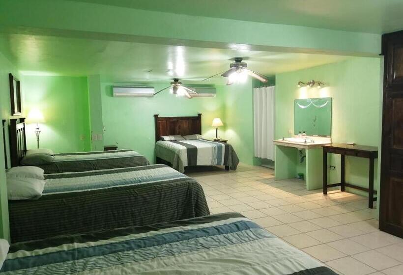 ガーデンビュースタンダード４ベッドルーム, Freedom Shores La Gringa Hotel   Universally Designed