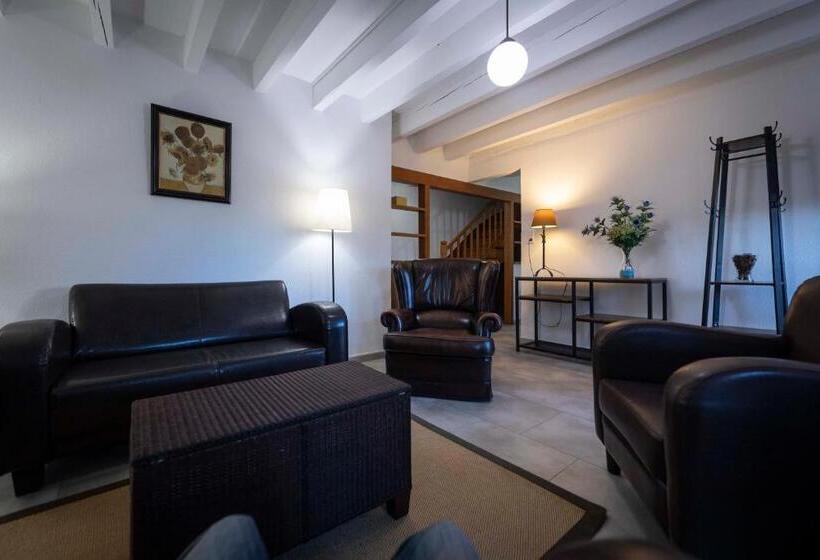Дом 1 Спальня, Maison D'hôte La Grange Aux Ayres