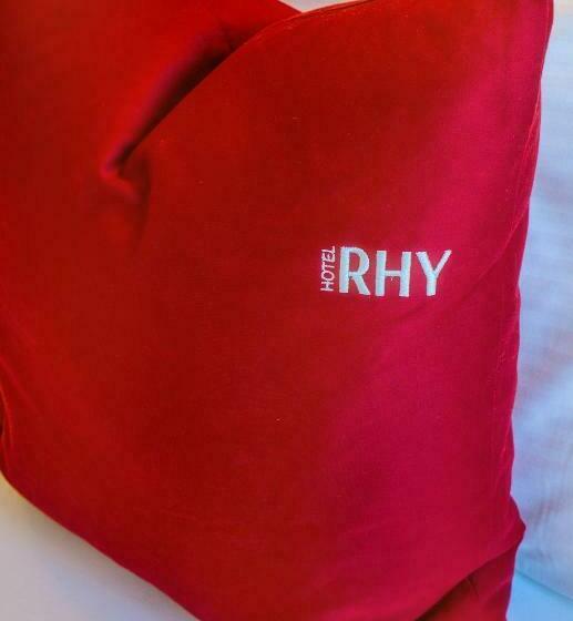 Номер Стандарт, Restaurant Rhy