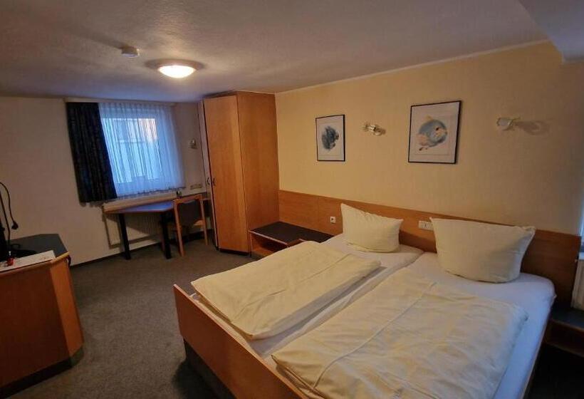 Номер Economy, Schwarzer Adler   Hotel Garni