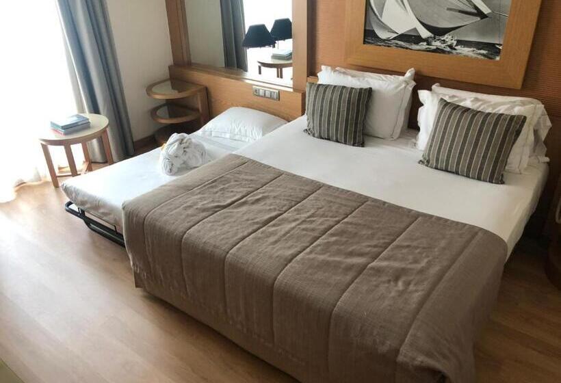 اتاق کلاسیک سه تخته, Las Arenas Balneario Resort