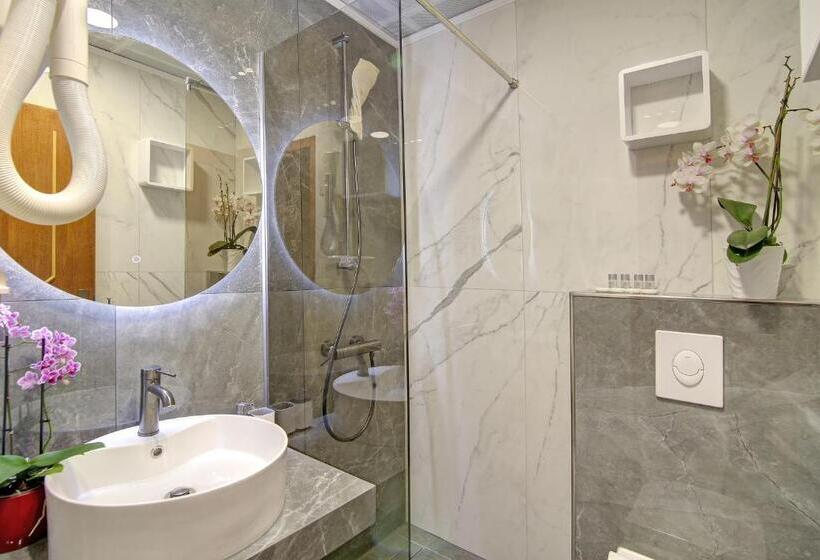 Апартаменты Deluxe 1 Спальня, Villa Antea Apartments