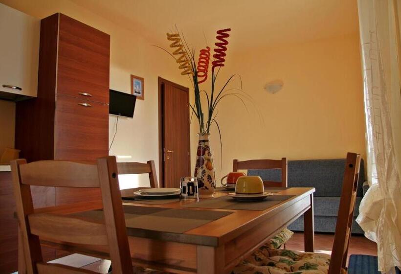Апартаменты 1 Спальня Нижний Этаж, Agriturismo Azzurra Biricchina