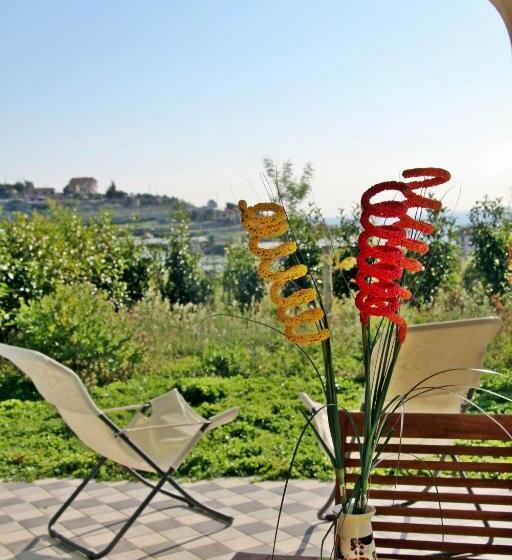 Апартаменты 1 Спальня Нижний Этаж, Agriturismo Azzurra Biricchina