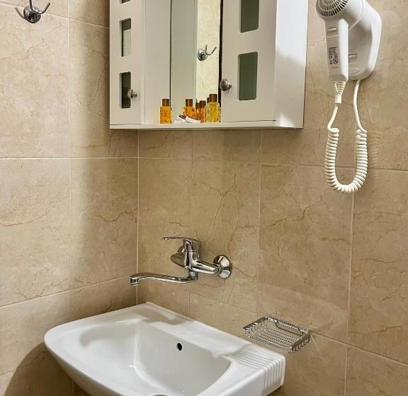 غرفة قياسية, Family Hotel Kontesa