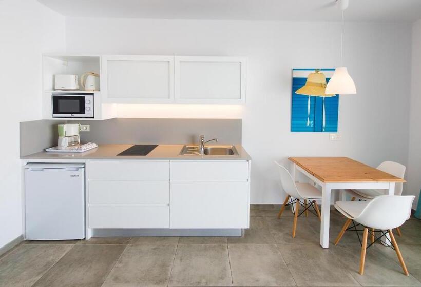 Апартаменты 1 Спальня Вид на Бассейн, Apartamentos Playamar