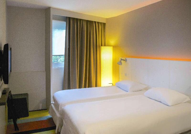 Семейный Номер Вид на Бассейн, Horizon Beach Resort