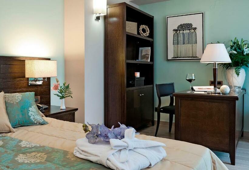 Люкс 2 Спальни, Porto Platanias Beach Resort & Spa