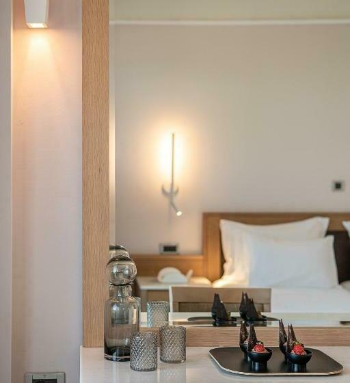 Номер Стандарт Вид на Море, Porto Platanias Beach Resort & Spa